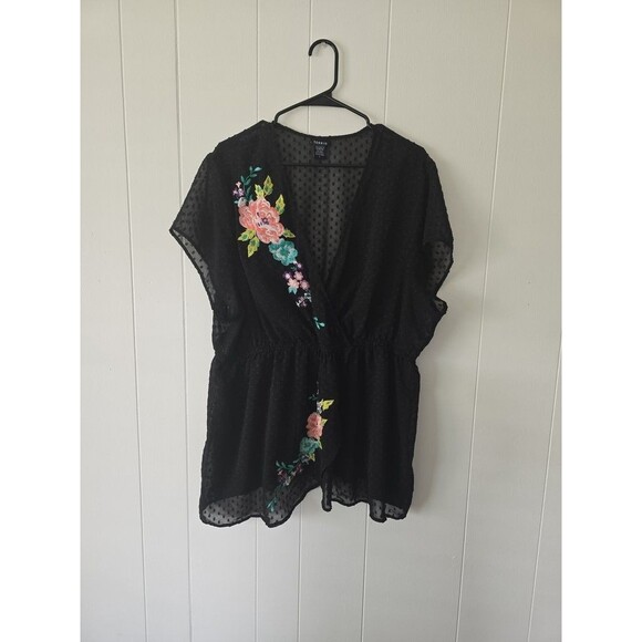 Torrid Sheer Black Embroidered Floral Blouse Size 3 - Picture 1 of 3